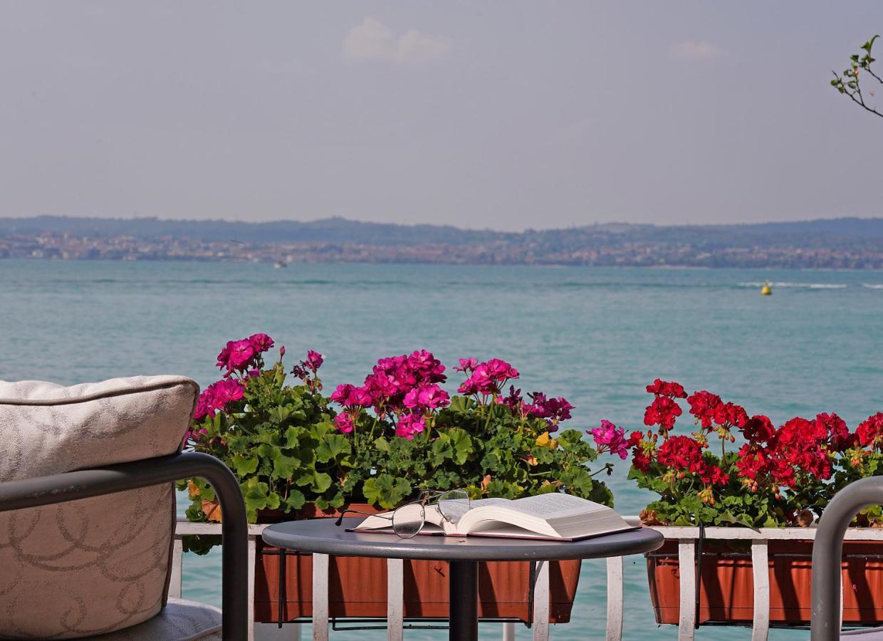 Hotel Marconi Sirmione Esterno foto