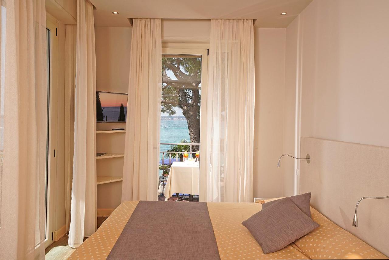 Hotel Marconi Sirmione Esterno foto