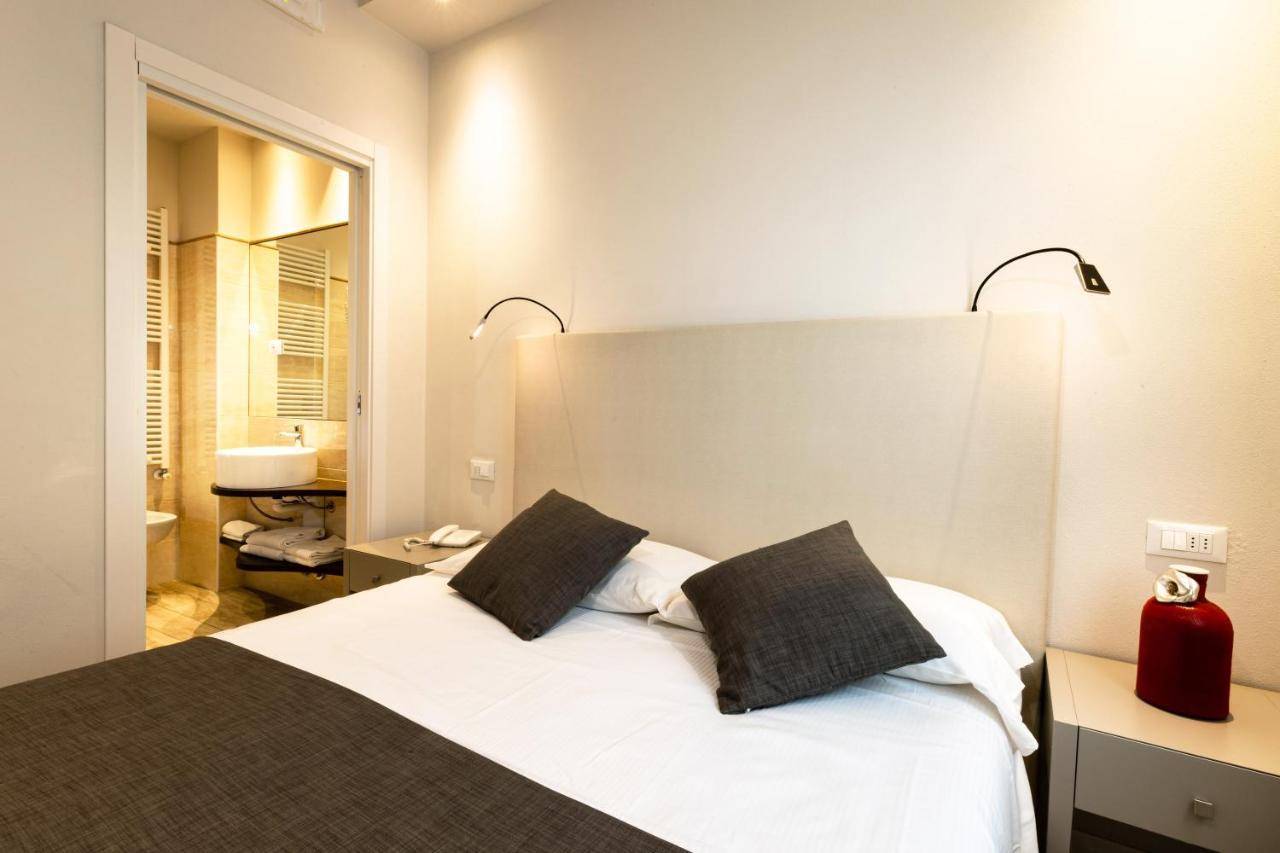 Hotel Marconi Sirmione Esterno foto